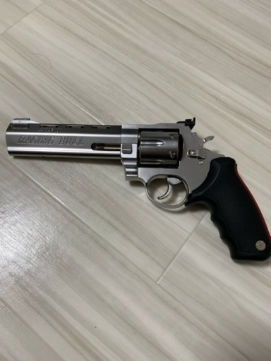 8mmガスガン、レイジングブル