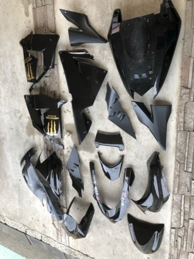 バイクのカウルセット