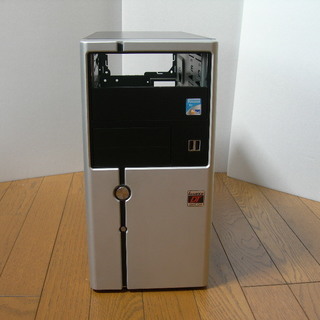 PCケース　銀　の画像