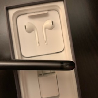 【値下げ中】iPhone8 64GB SIMロック解除済みの画像