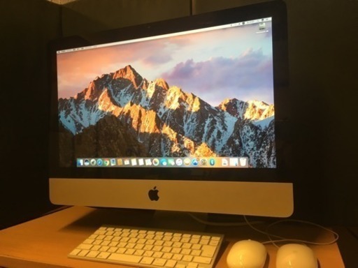 iMac 21.5　/　MC508J。中古美品　破格値！