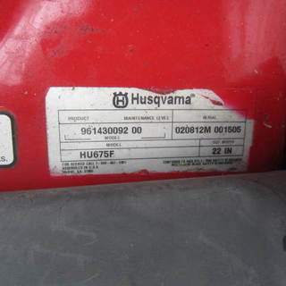 自走式芝刈り機６．７５馬力バケット付きHUSQVANERの画像