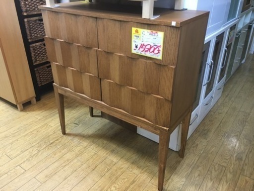 6/22　値下げ　アンティークStyle 2面扉サイドボード