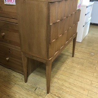 6/22 値下げ アンティークStyle 2面扉サイドボード