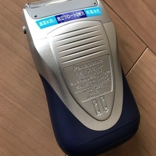 電気シェーバー 新品の替え刃付き 出張・旅行用の画像