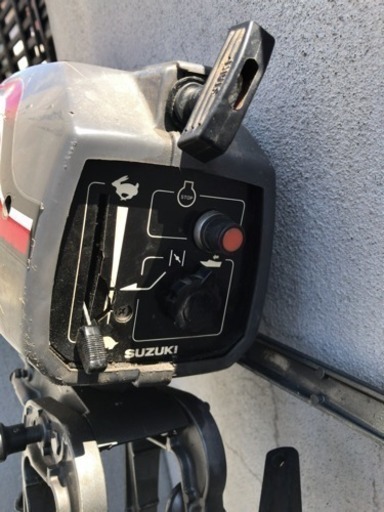 SUZUKI 2馬力の船外機