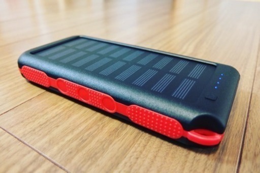 【 送料無料 】モバイルバッテリー ソーラーチャージャー 大容量急速充電器