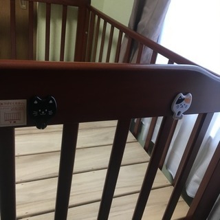 ベビーベッド の画像