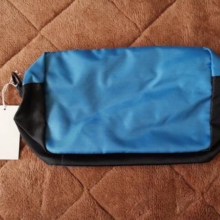 【最終値下げ】非売品 BLUE CROSS バッグの画像