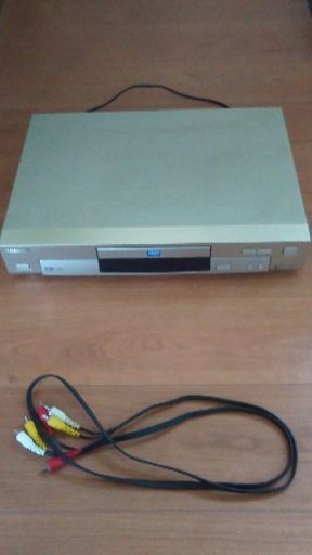 東芝DVDプレーヤー　SD-2110　再生OK