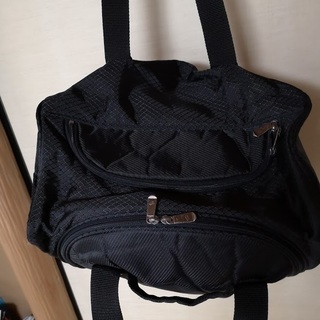 HI-BRID スパイクも入る！スポーツバッグの画像