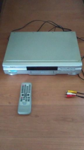 FUNAI DVDプレーヤー　DVD-F2000　再生OK