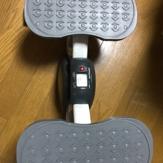 足踏み健康器具