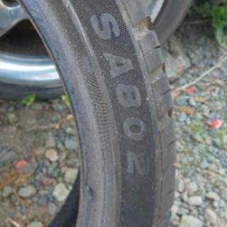 225/40/18 タイヤ2本の画像