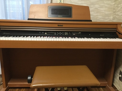 ローランド電子ピアノHPi-7