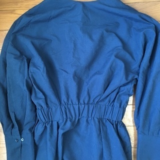 ネイビーのカットソー【美品】の画像