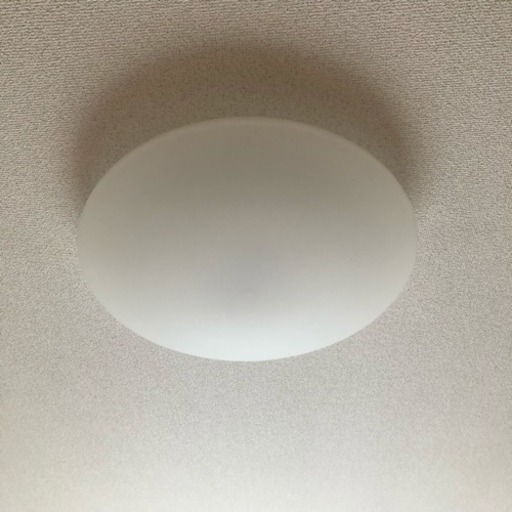 6-8畳用 照明器具 ホワイトと暖色切り替え出来ます