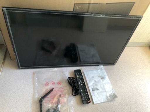 ほぼ新品!!2017年製品 32型CEC対応ハイビジョンテレビ