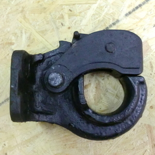 自動車用牽引金物（ピントルフック）中古品