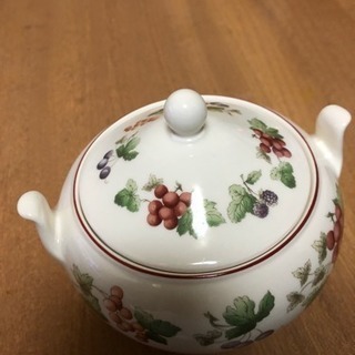 ウエッジウッドワイルドストロベリーシュガーポットの画像