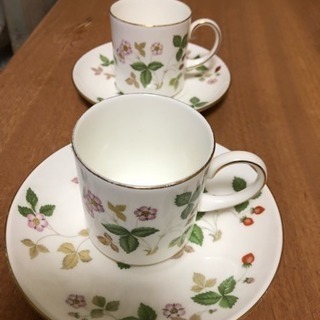 ウエッジウッドワイルドストロベリーコーヒーペアカップ