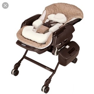 ほぼ【新品】試乗のみ★コンビ ネムリラ オートスイング電動ラック ココアブラウン コンビ ネムリラ オートスウィング ダッコプラス ミルクティー