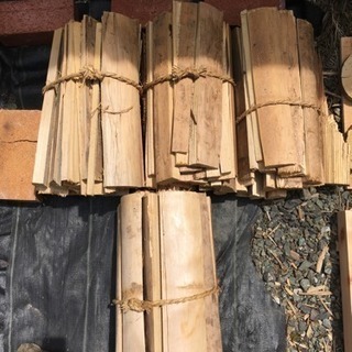 薪（スギ）の画像
