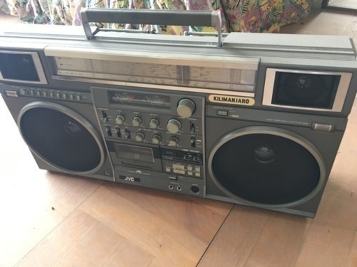超レトロ JVC ラジカセ？