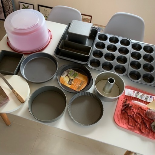 お菓子作りセット【焼き型11個、その他たくさん】
