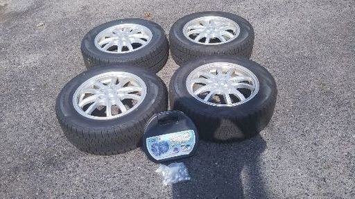 スタッドレスタイヤ215/60R16+アルミホイール