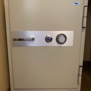 エイコー 耐火金庫  SD-7N 引き出し7つ 