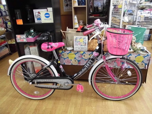 子供用　自転車　ジュニアサイクル　22インチ　女の子用　キラキラ　黒　ピンク　札幌市　西岡店
