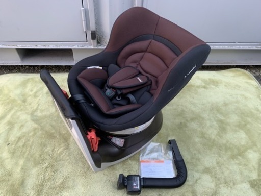 コンビ☆チャイルドシート☆ ネセルターン リミテッド ☆ ブラウン ☆ 清掃済み^_^