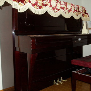 アップライトピアノ　美品の画像