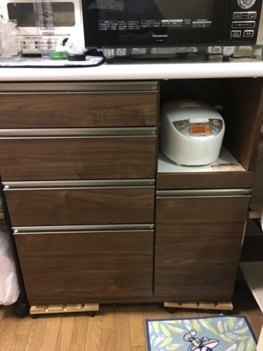 食器棚