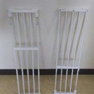 無料。上に乗せる型のつっぱり棒