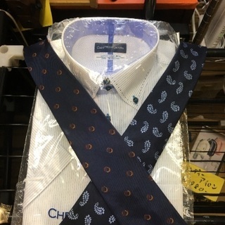 セットで2.800円