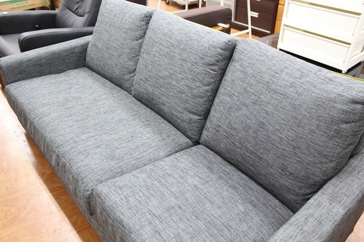 ニトリ 3人掛けソファー 布
