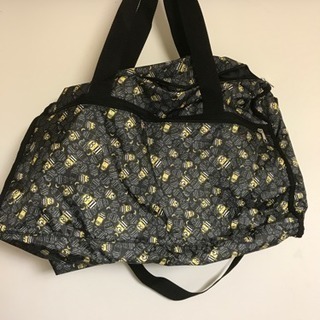 ミニオンズ   黒の総柄ボストン