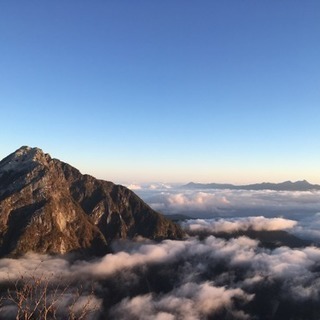 山登り△