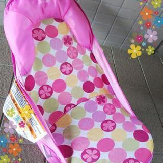 赤ちゃんのお風呂やお部屋椅子でも★ピンク色のソフトバスチェア★