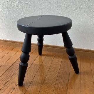 中古のミルクスツール