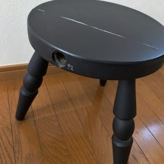 中古のミルクスツールの画像