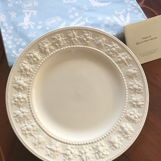 新品 ウェッジウッド FESTIVITY 大皿 27cm 丸型 ...