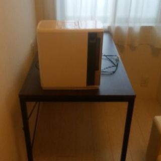 便利な小型加湿器です。
