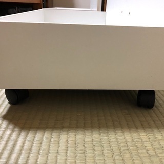 ベット下収納の画像