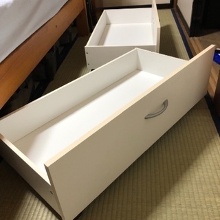 ベット下収納の画像