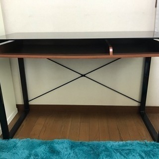 【交渉中】ガラス天板の机  ブラック×木目調 服部家具 