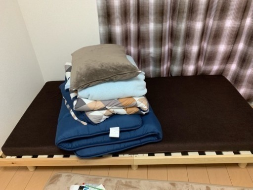 すのこベッド マットレス 羽毛ぶとん 毛布 枕 低反発マットレス