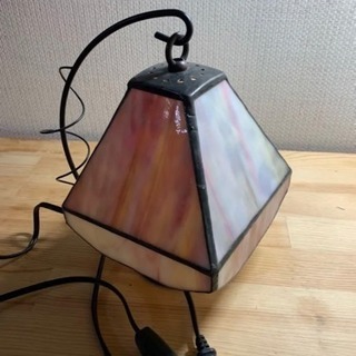 ステンドグラス ランプ アンティーク照明の画像